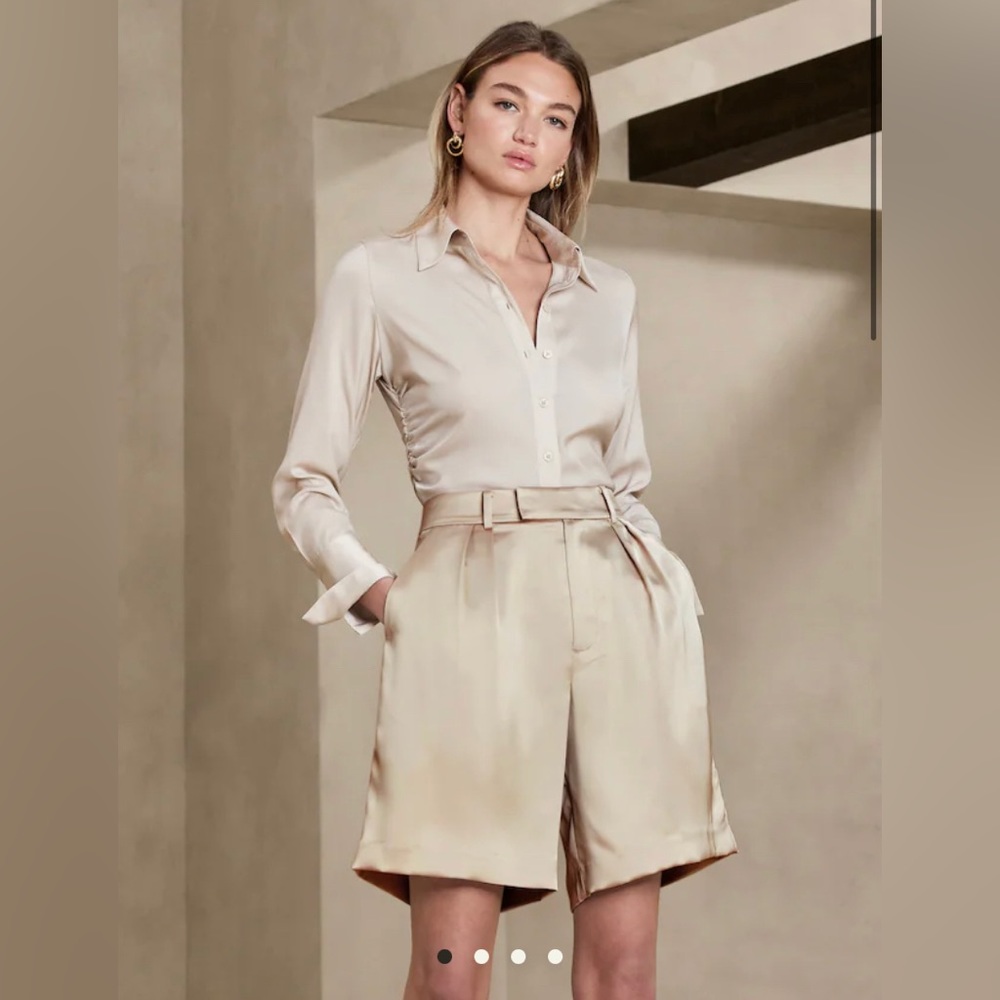 Oyster Pearl Bermuda Shorts